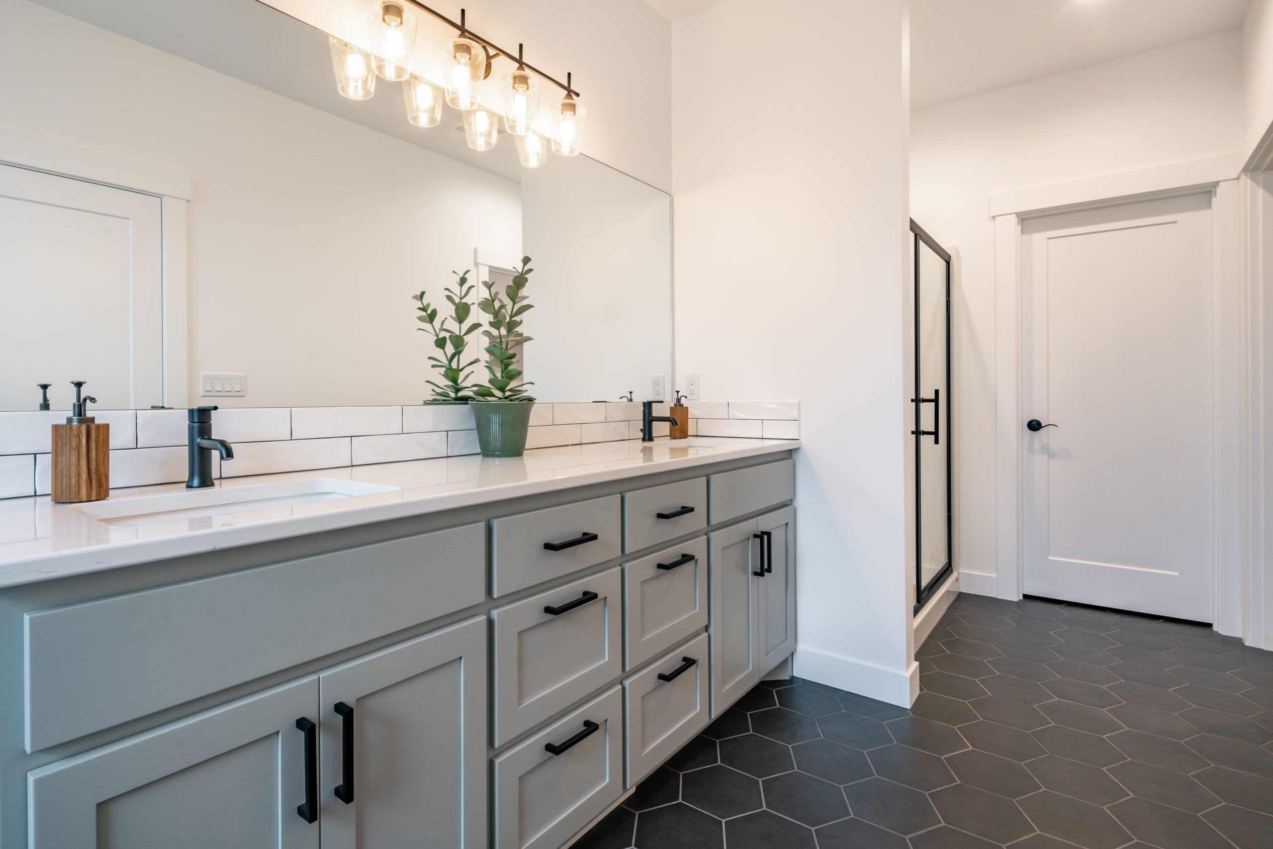 Bathroom Remodeling in Dubai