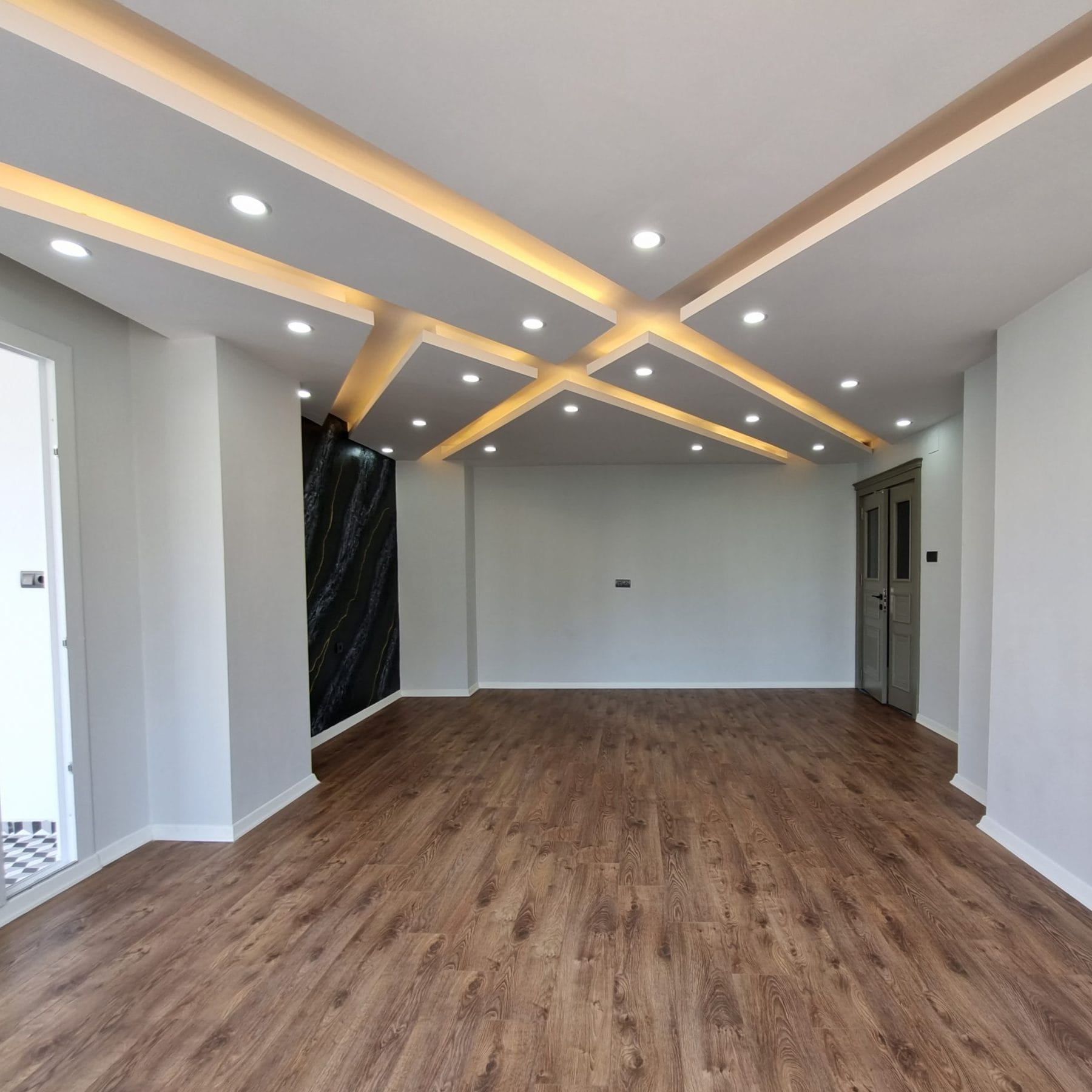 False ceiling works in Dubai