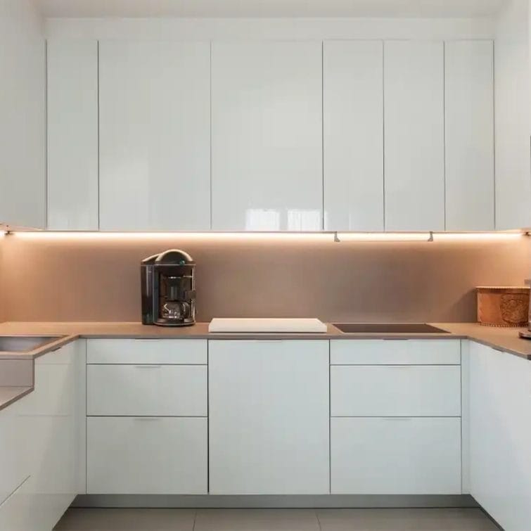 Kitchen remodeling in Dubai