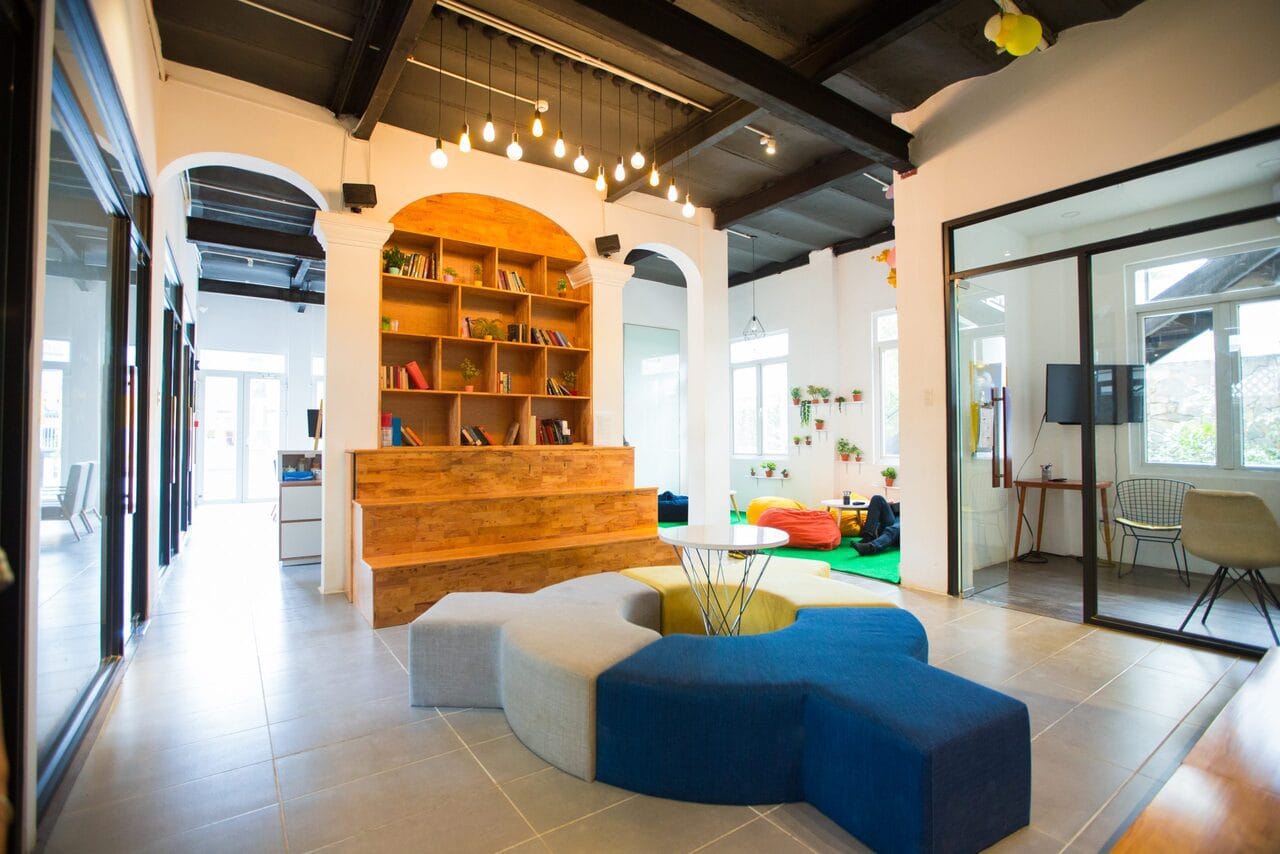 Salon fit-out services in Dubai.